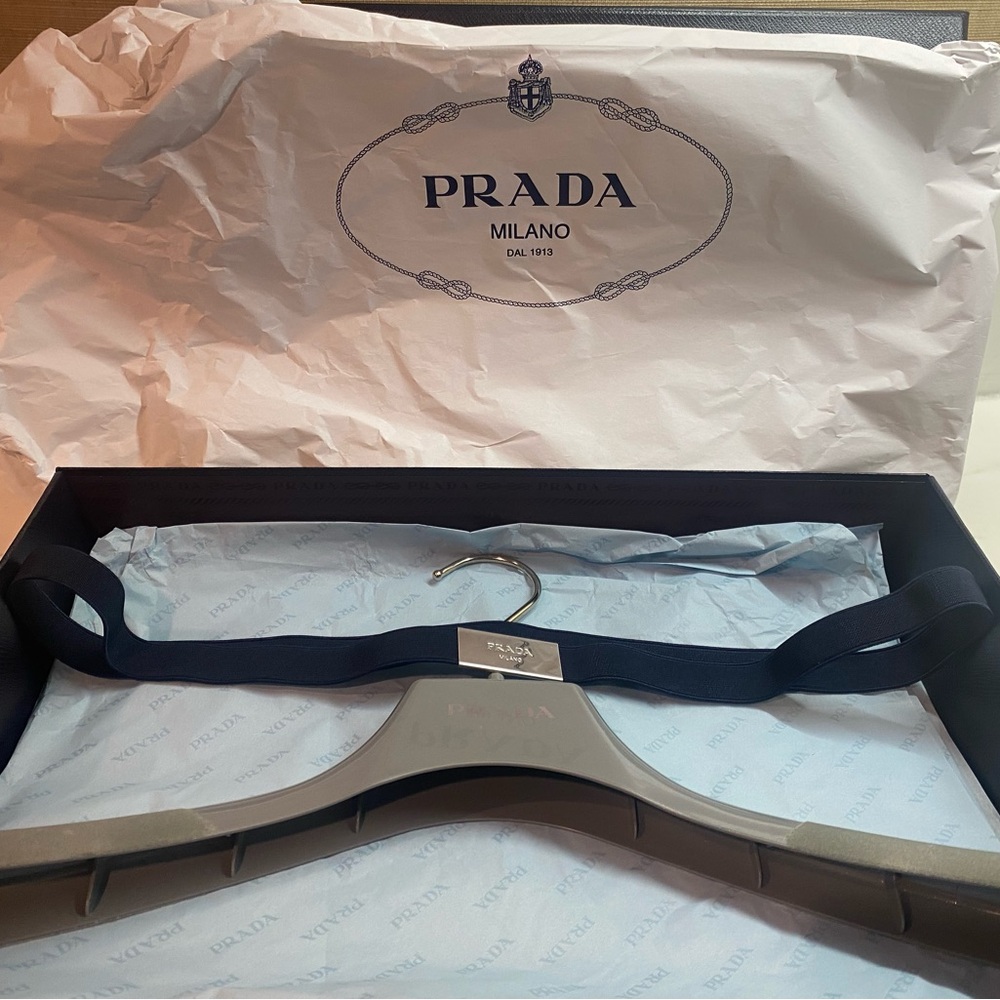 Prada box empty /hanger / tissue 16x10x3